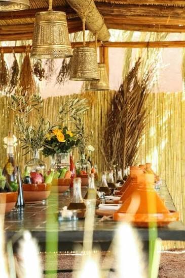 Table Marocaine Authentique en Pleine Nature
